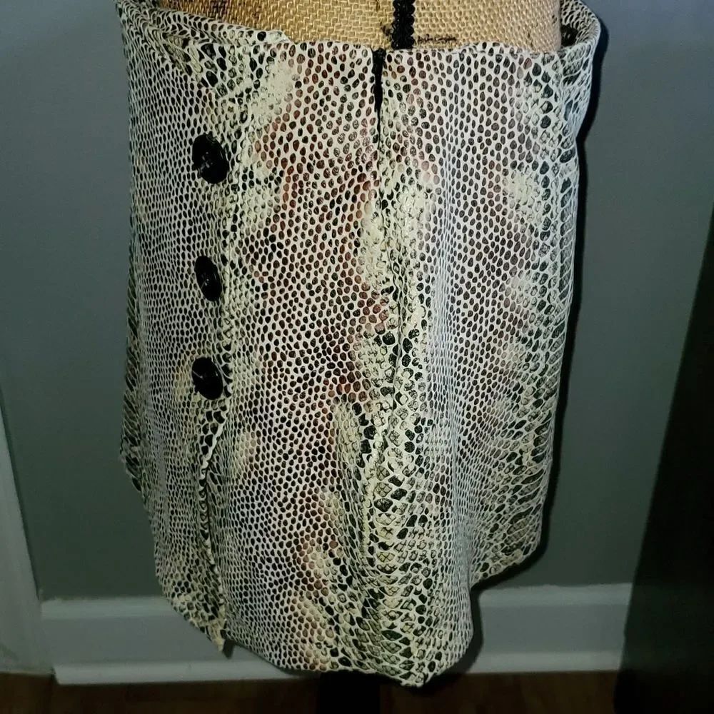 Skort - Picture 3 of 5